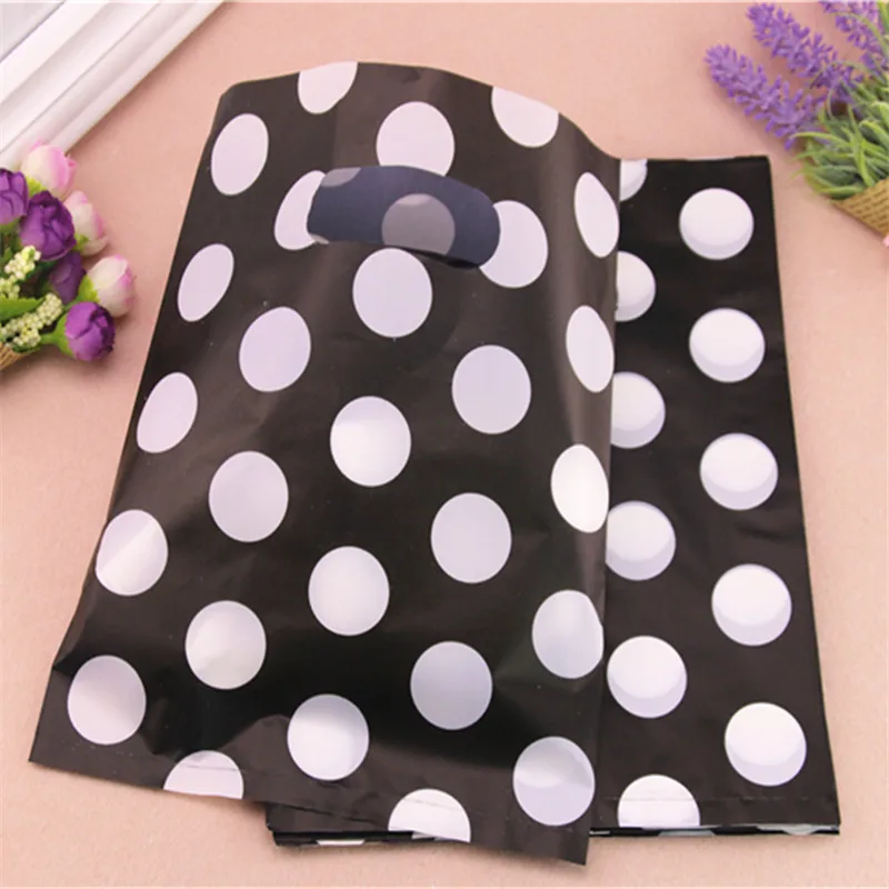 2016 New Design Wholesale 100pcs/lot 20*25cm Black Fashion Sport Gift Packaging Bags With Handles Plastic Shopping Bags