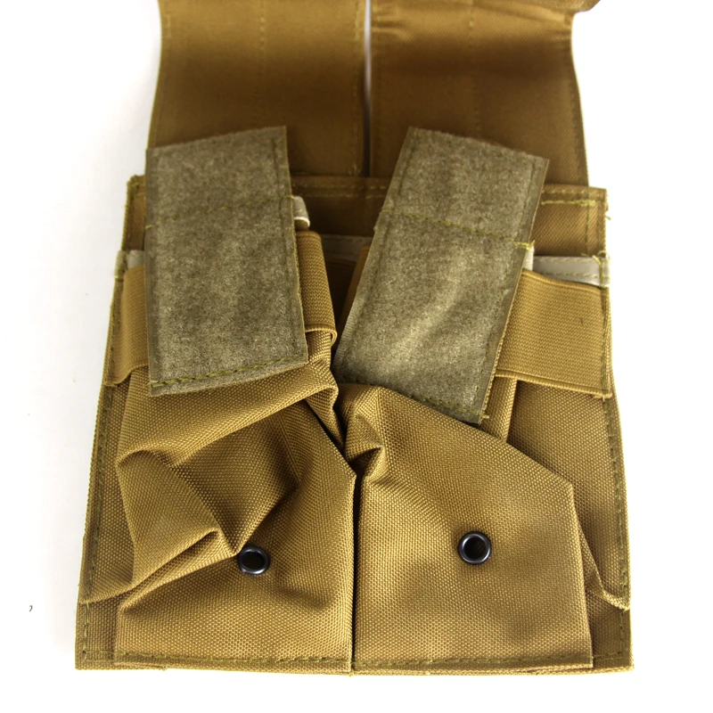Magazine Pouch 9