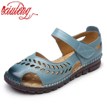

Xiuteng New Handmade Genuine Leather Summer Sandals Women Comfortable Flat Soft Bottom Hollow Gladiator Sandals For Mother shoes