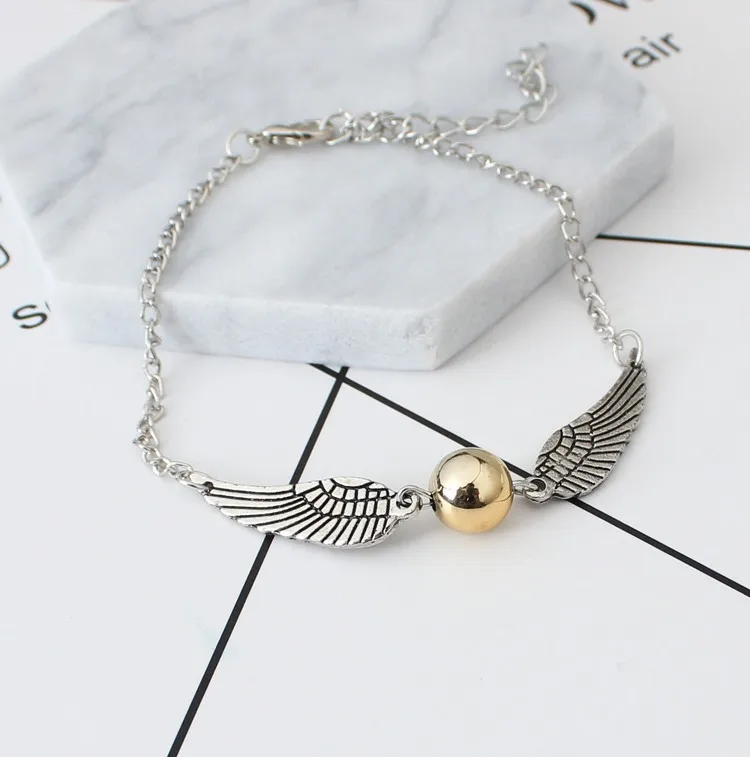 

Korean version of the new fashion zinc alloy wings bracelet female jewelry