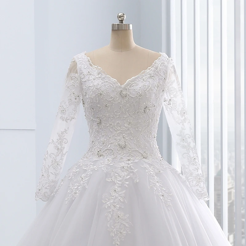 Luxury Vintage Long Sleeves Lace Wedding Dress