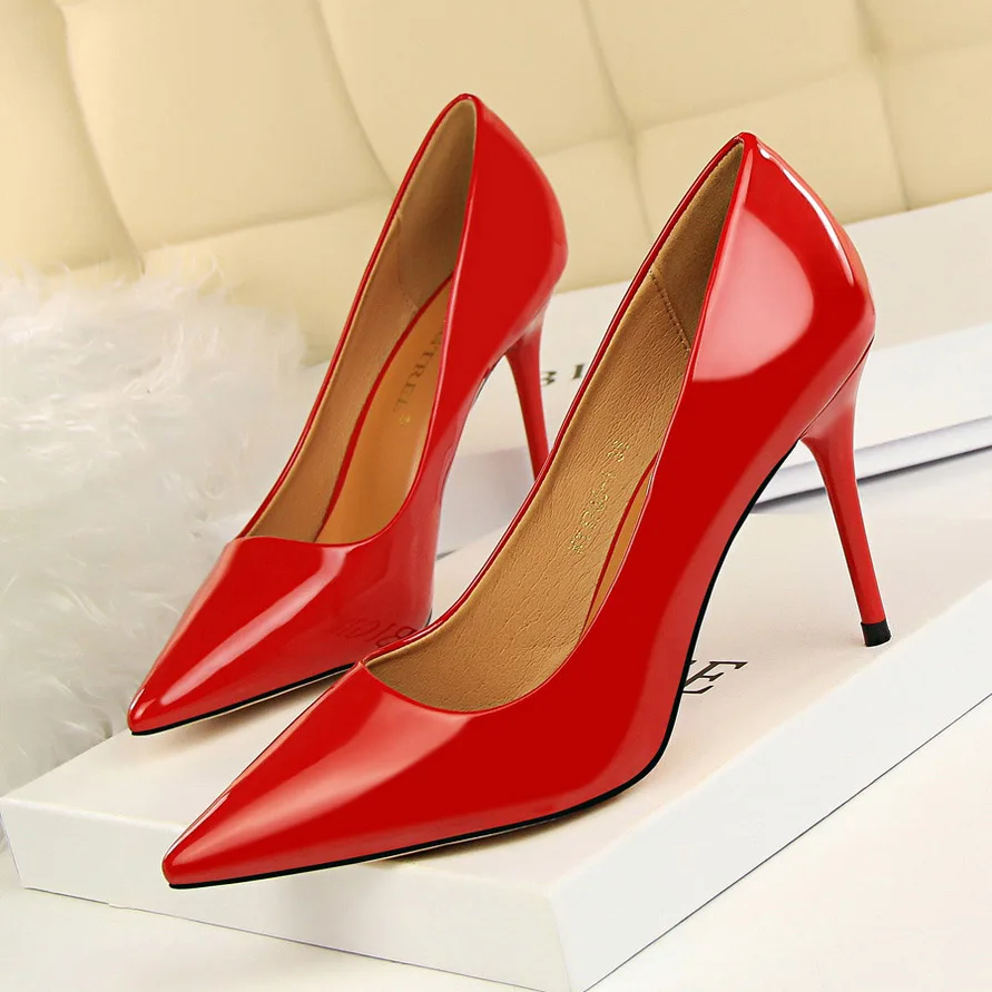 BIGTREE/Женская обувь на высоком каблуке; коллекция года; офисные женские туфли-лодочки; модные туфли из лакированной кожи с острым носком на каблуке 9 см; Летняя женская обувь; цвет желтый - Цвет: Красный