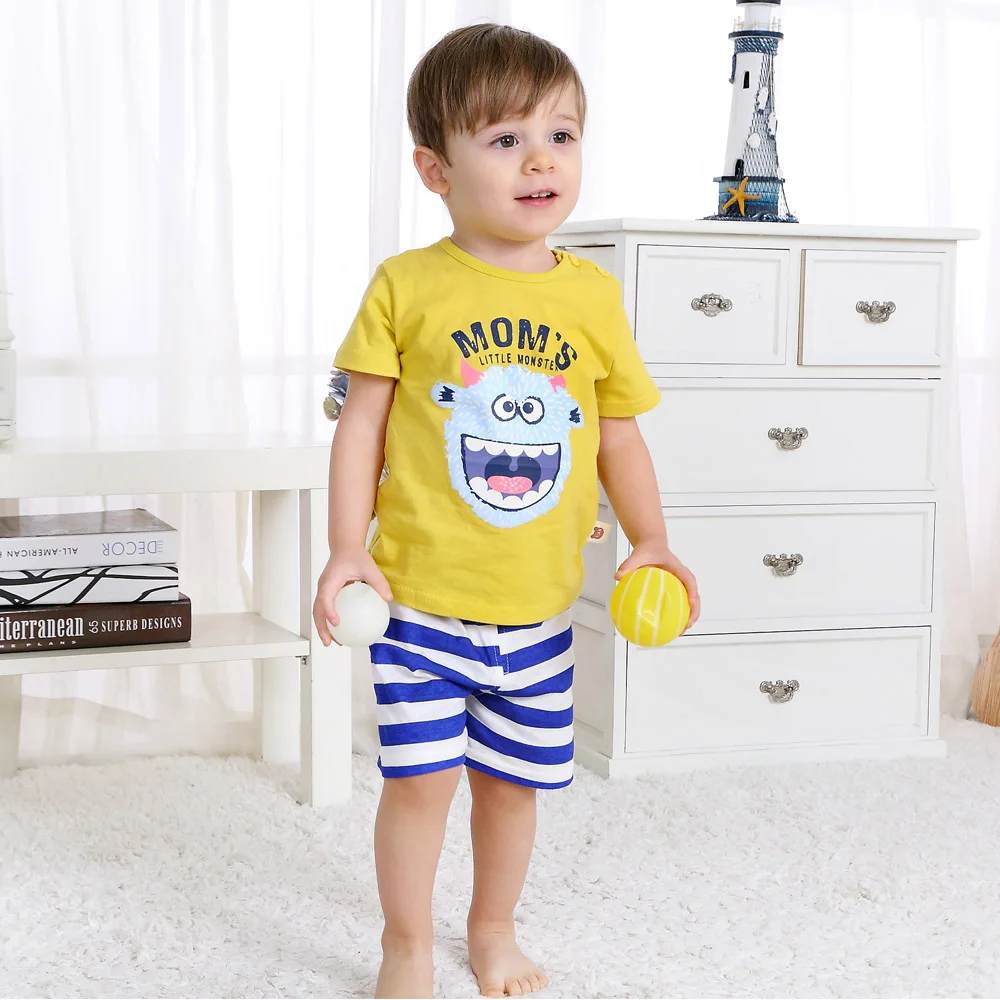 Baby Boy's Multi Design Print T-Shirt Plus Shorts-Model Show4