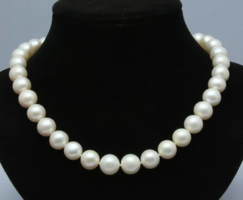 

beautiful AA 12-13mm white fresh water round pearls necklace 18"