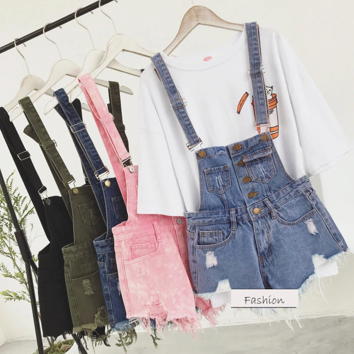 2018 new Korean college wind age denim strap shorts female wild thin students hole suspenders tide (1)