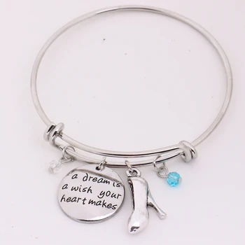 

Cinderella Bangle"A dream is a wish your heart makes"Pendant Girls Fairy Tale Cosplay Glass Slipper Charms Bracelet Wholesale