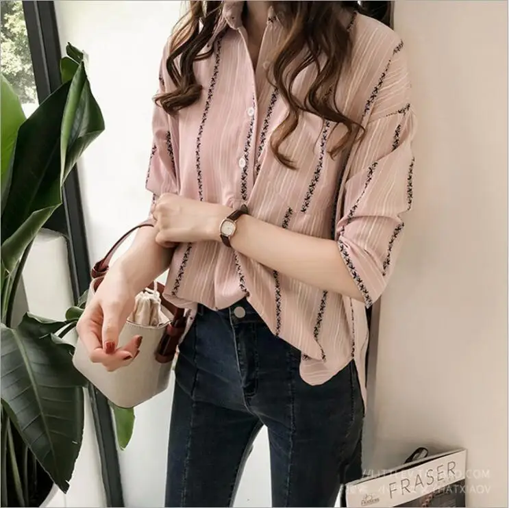 Shirt Women Blouses 2019 Casual Three Quarter Womens White Pink Oversized Stripe Button Shirts Tops Femme Streetwear CB024 |
