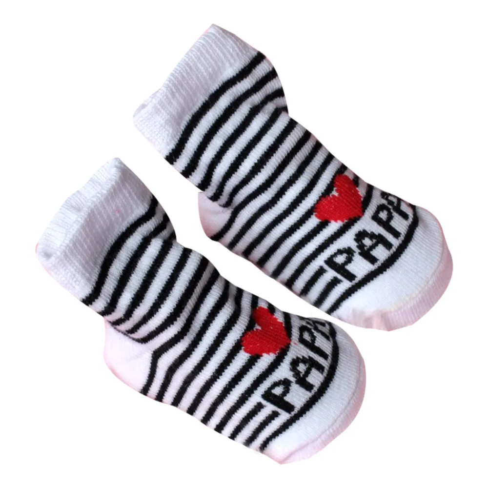 Нескользящие носки-тапочки для маленьких мальчиков и девочек короткие носки в полоску с надписью «Love Mama Papa» Для малышей, подходят для От 0 до 6 месяцев - Цвет: Серый