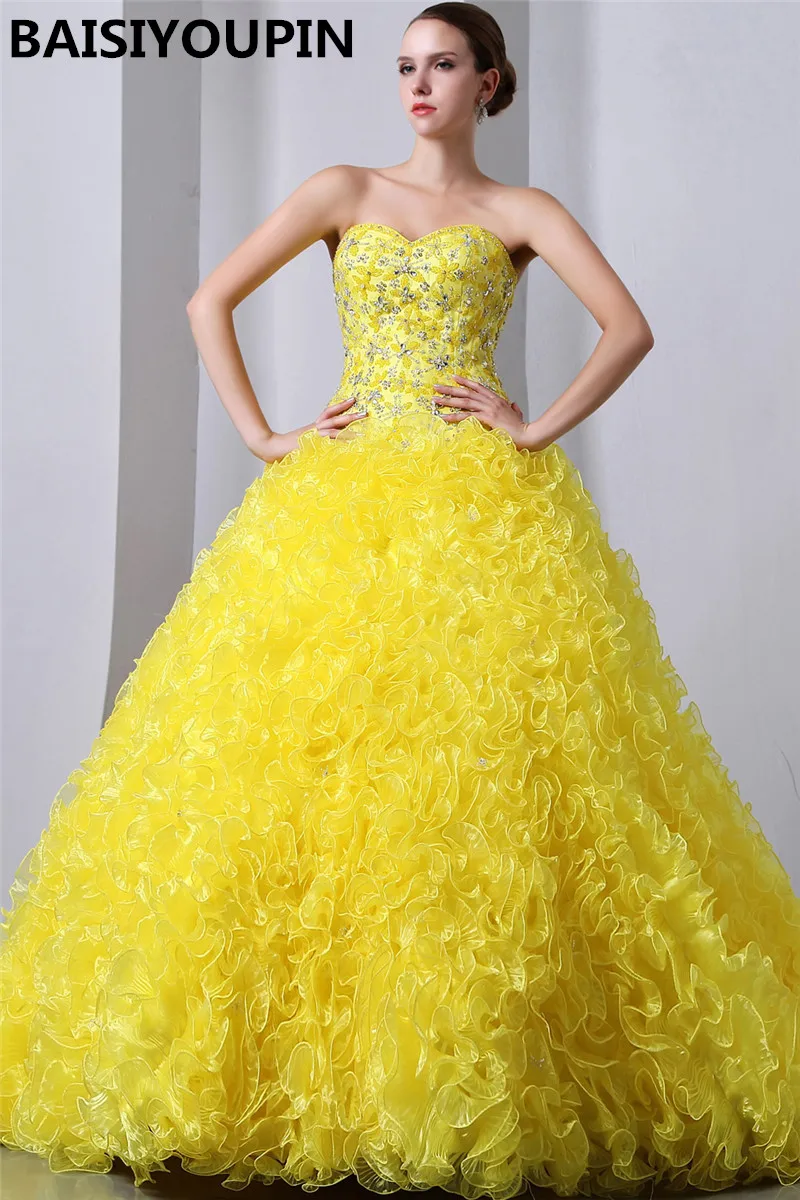 vestido de princesa amarelo