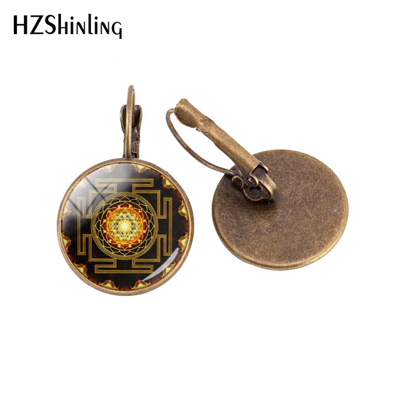 

New Vintage Chakra Spiritual Buddhist Sri Yantra Glass Cabochon Clip Earring Sacred Geometry Jewelry Meditation Earring