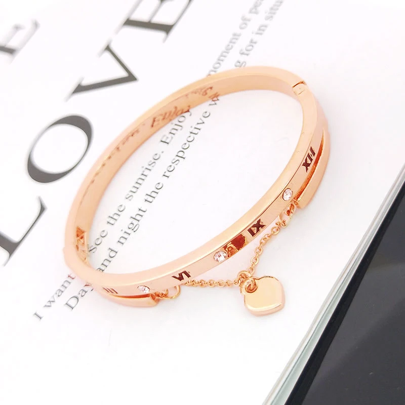 

2019 New Fashion Exquisite Roman Numerals Heart Charm Bangles Bracelets For women Silver/Rose Gold Stylish Bracelet Jewelry Gift