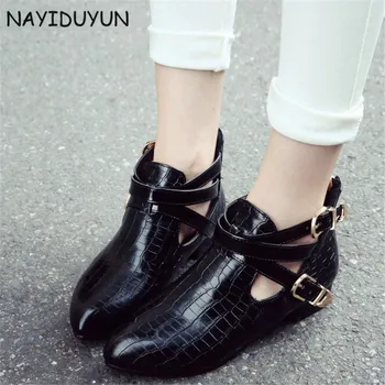 

Lady Office Shoes Women Patent Leather Low Heels Strappy Ankle Boots Pointed Toes Cut Out Summer Pumps Punk Oxfords Casual Shoes