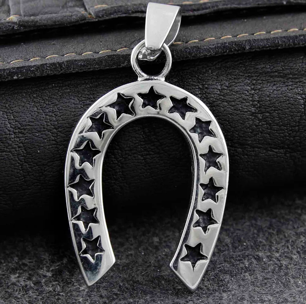 The charm of fashionable men 316L Stainless Steel Lucky Horseshoe