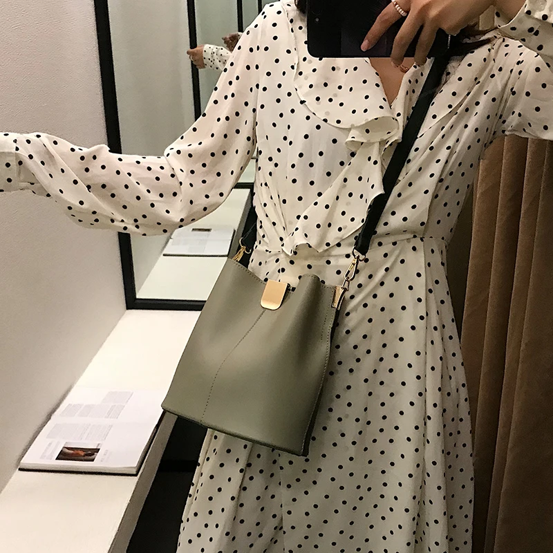 صغيرة دلو حقائب للنساء 2019 الأخضر بو الجلود Crossbody حقائب السيدات الفاخرة الصيف السفر المحافظ و حقائب حقائب كتف