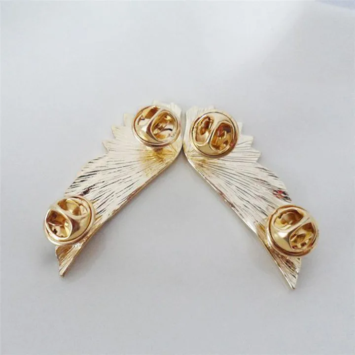 brooch pin