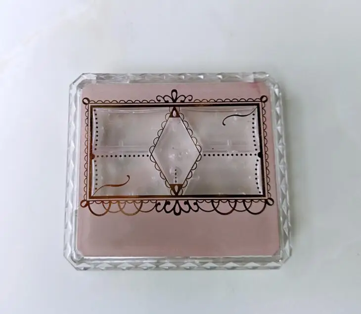

1pcs Empty Box Eye shadow Pigments Palette Eye Makeup Eye Shadow Super Stage Fit Palette Cosmetic Makeup Set