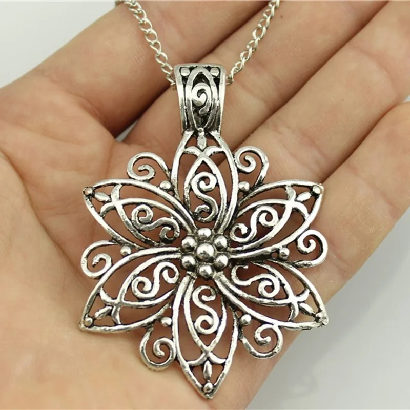 

Fashion Simple Antique Silver Color Big Flower Pendant Necklace For Woman Jewelry Party Gift