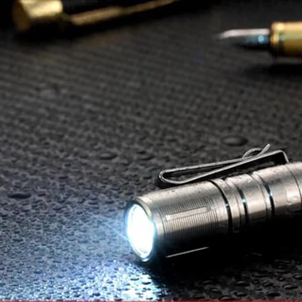 

Jiguoor MINI-1 Super Mini Powerful and Rechargable Cree XP-G2 LED Led Flashlight Titanium Keychain by 10180 Battery