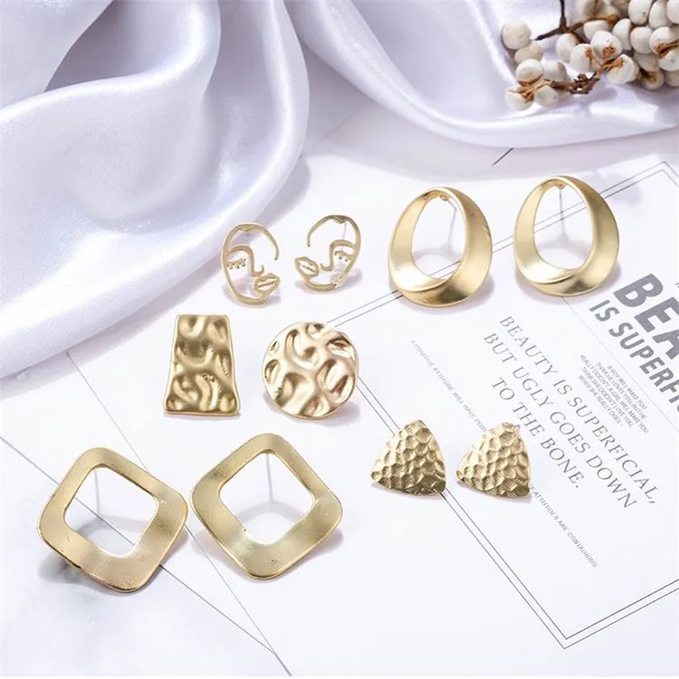 

2019 New Vintage Matte Gold Geometric Irregular Square Circle Stud Earrings For Women Face Triangle Metal Boucle D'oreille Femme