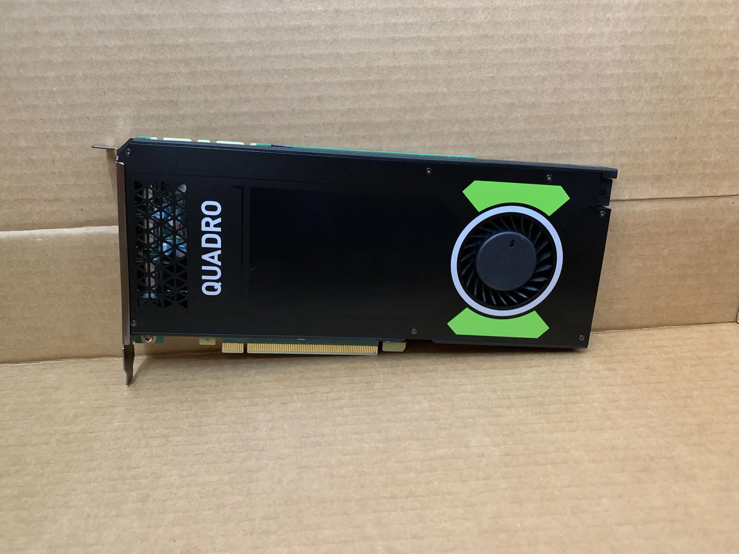 

Leadtek M4000 8G professional design graphics card support HD 4K