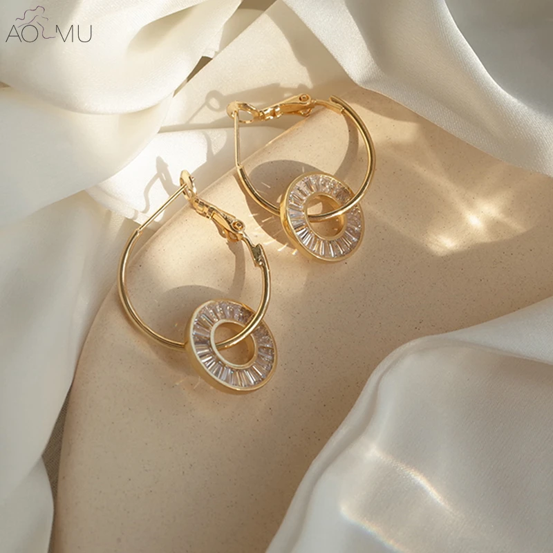 

AOMU Design S925 Sterling Silver Pin Crystal Cubic Zirconia Geometric Round Circle Earrings for Women Girl Party Jewelry