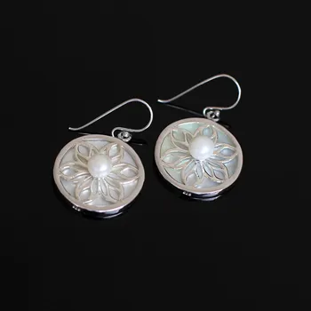 

The character of S925 silver jewelry wholesale Thailand handmade flower female Pearl Earrings