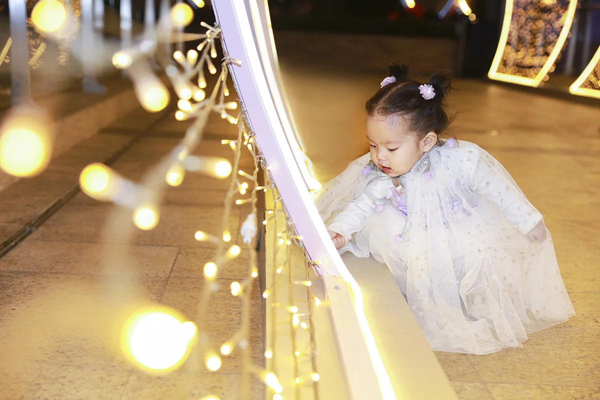 Vestido para Fora Festa de Aniversário Natal Tamanho Meninas Manto Lantejoulas Bola Tull Xale Crianças Cabolsa Praia Arco-íris Envoltório Princesa Traje um 11 Jaquetas e casacos