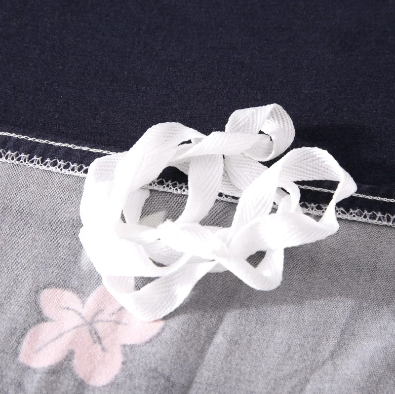  (11)