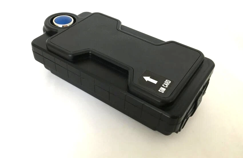 

GSM voice recorder with voice activation and remote scheduling Q805