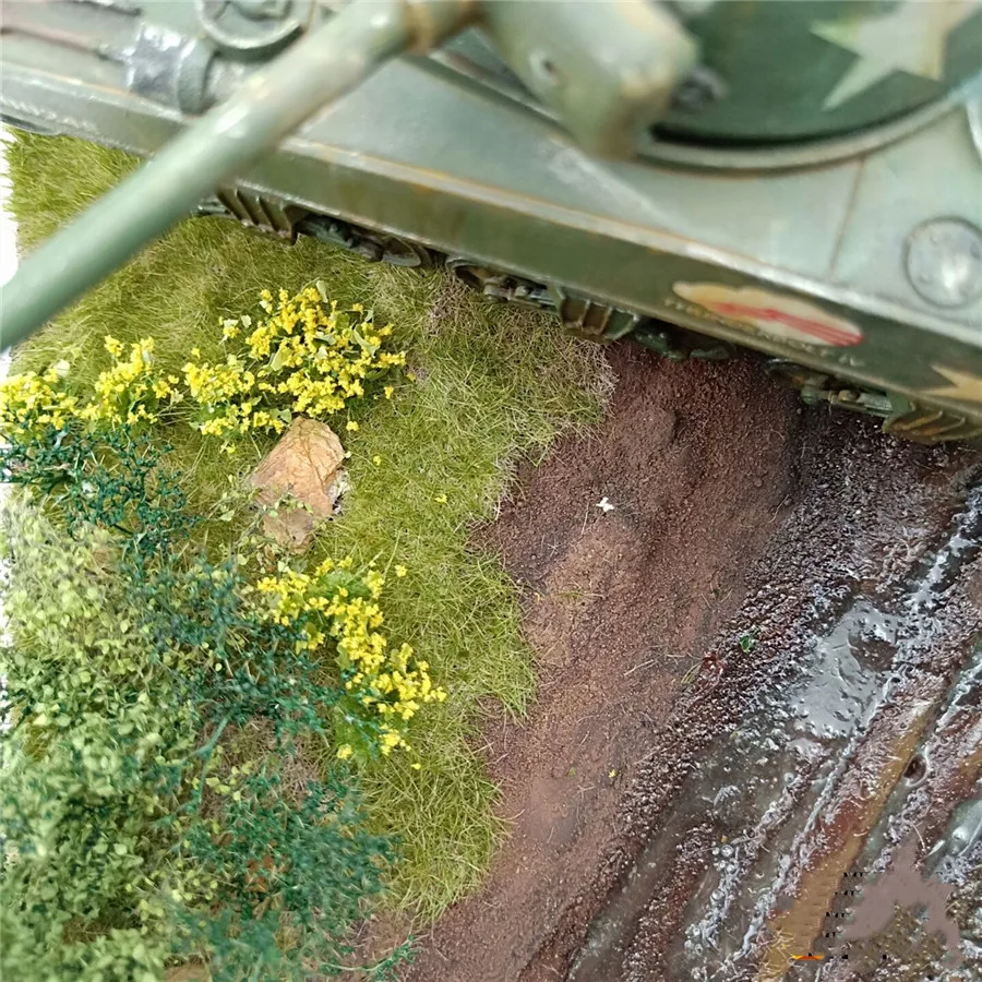architecture model grass in ho train layout03