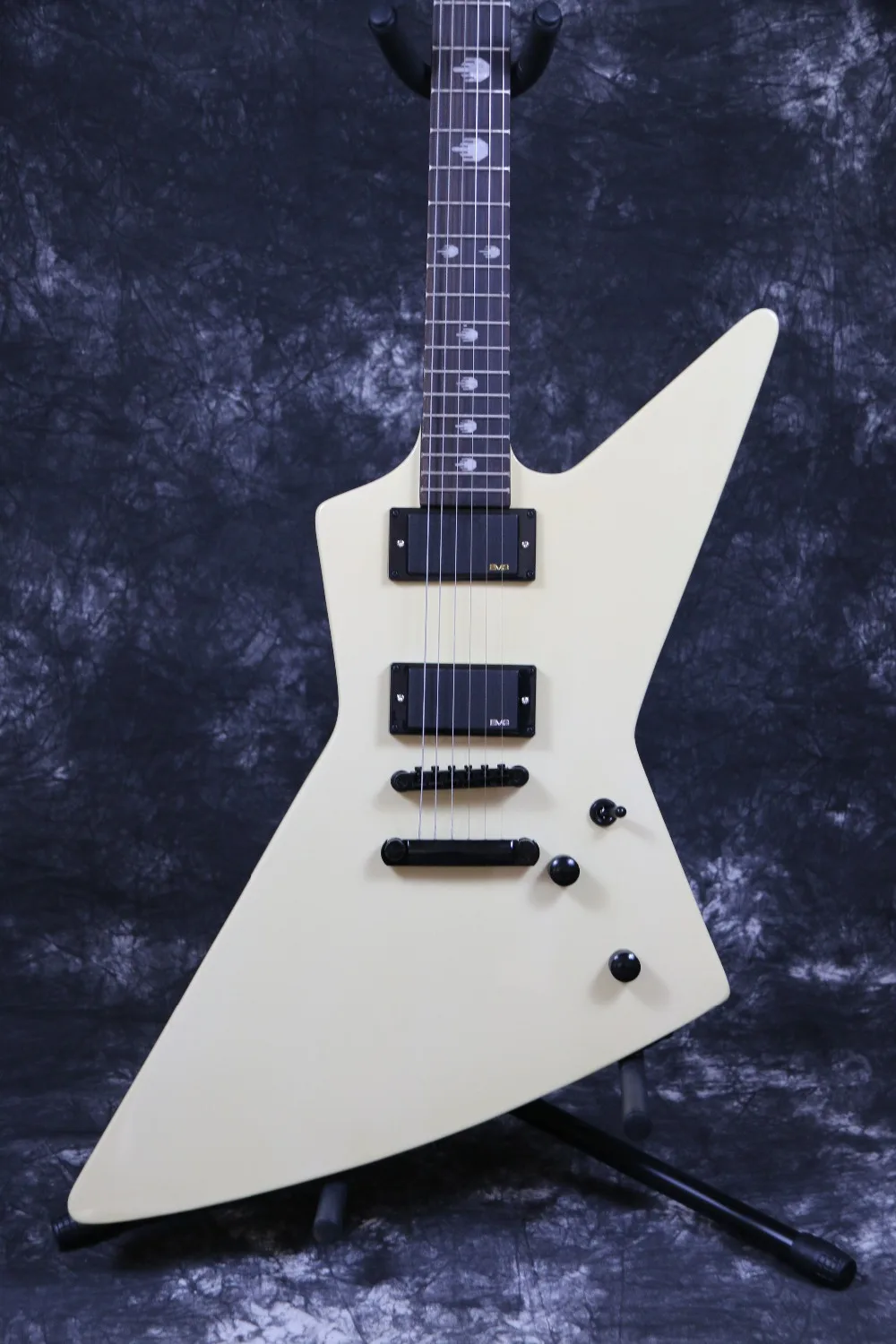 

Good quality 1965 Starshine -Explorer electric guitar with EMG pickups cream color