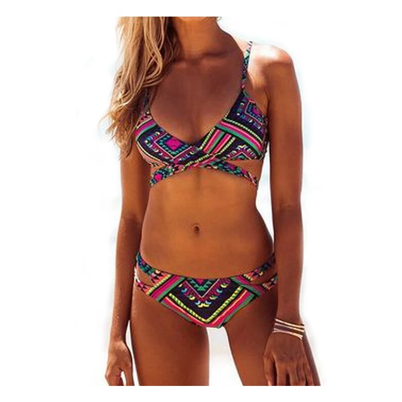 

2016 New Sexy Cut Out Swimsuit Low Waist Bathing Suit Grometric Print Push up Bikinis Set Beach Swimwear Women Brazilian Biquini