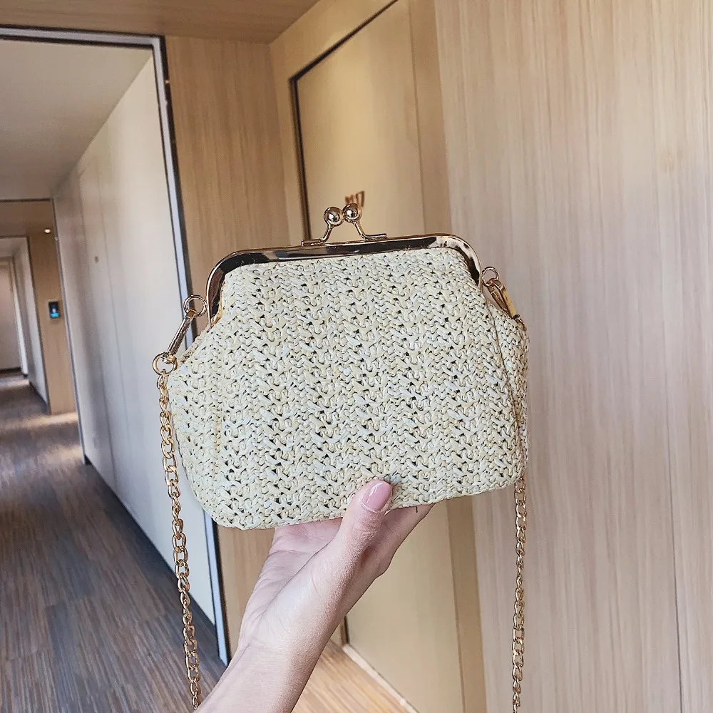 

Summer straw evening bag women's clutch bag 2019 Korean version of the striped handmade straw bag retro chain mini Messenger bag