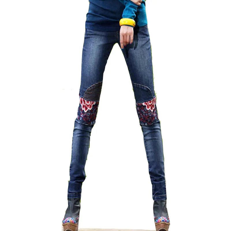 2018 Women Vintage Floral Embroidery Jeans Female Casual