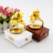 Wedding Home Decor Music Box Classical Retro Gramophone Music Boxes Desktop Jewelry Box Child Present Girl Birthday Gift JJ068