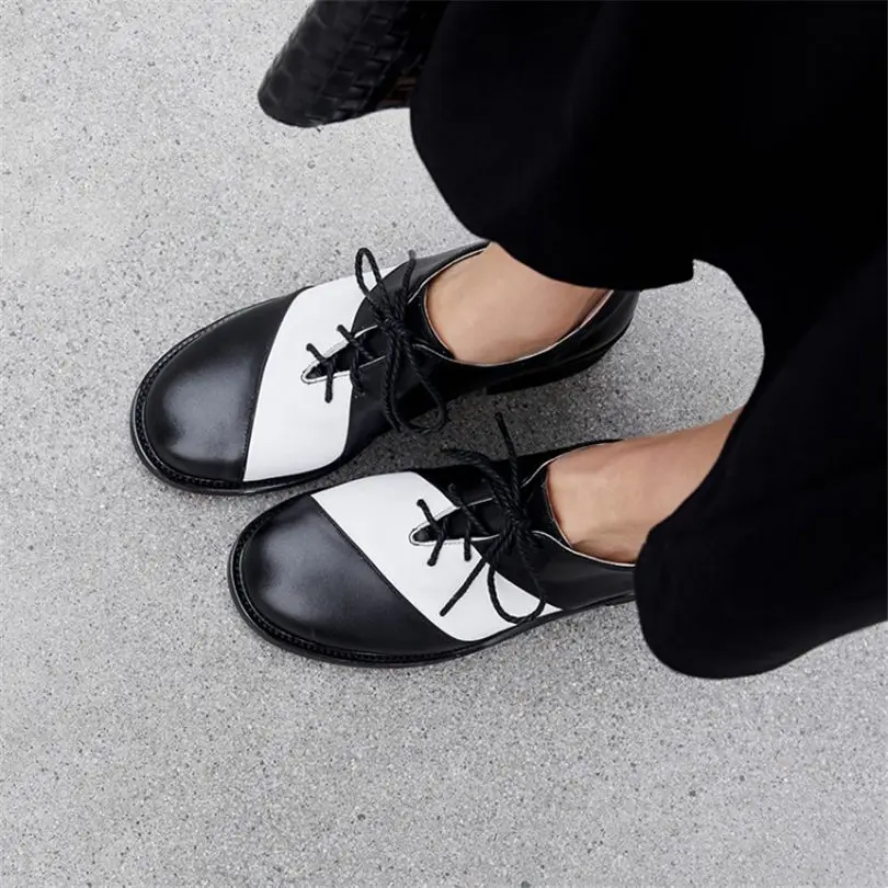 

NAYIDUYUN 2019 Women Shoes Lace Up Genuine Leather Low Heel Party Pumps Shallow Round Toe Platform Oxfords Shoes Casual Shoes