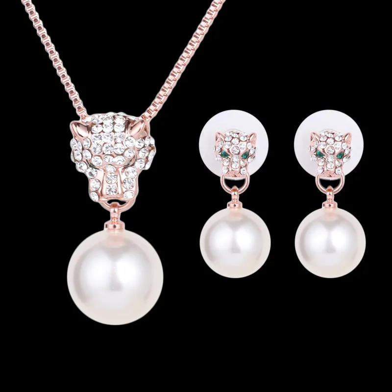 Trendy Crystal Leopard Simulated Pearl Necklace&Earrings Set  (5)