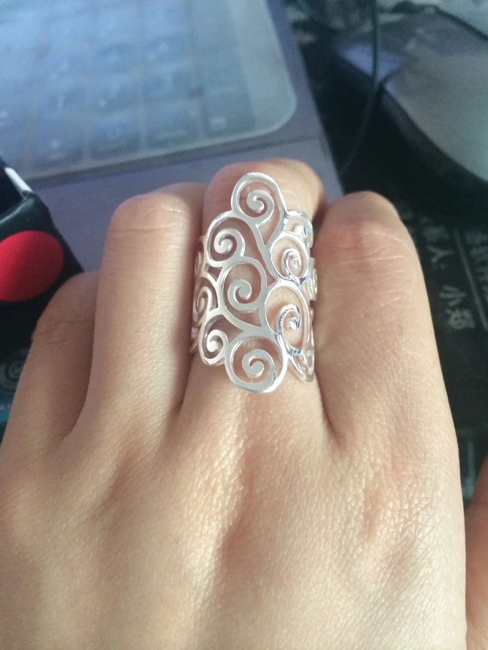 C5E5FB80-ED21-430E-BD78-AAFFC25DAF4E