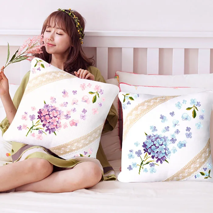 

SewCrane Floral Cushion Cover Stamped Cross Stitch Kit, Flying Flowers,18.1inches