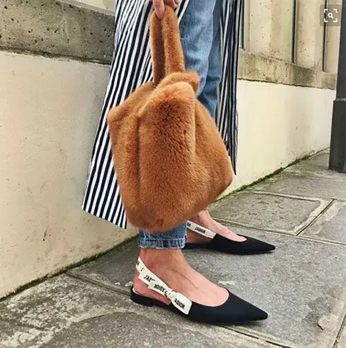 Lady Winter Faux Fur Clutch Bag Fashion Black Wine Red Handbag lady Puffy Vest Bag Bolsa Femme Mink Fur Handbags Women Tote Bag цена Lady Winter Faux Fur Clutch Bag Fashion Black Wine Red Handbag lady Puffy Vest Bag Bolsa Femme Mink Fur Handbags Women Tote Bag цены онлайн