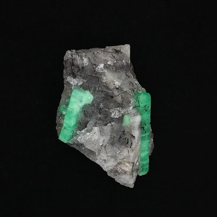 

Ultra-fine mineral crystals emerald green natural rough stones mark collectibles ore samples without optimization 24