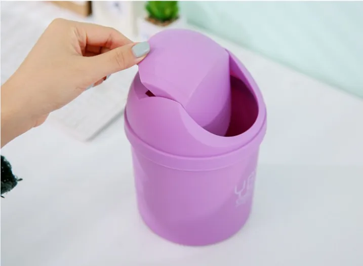 

1PC Waste Bins Plastic Desktop Garbage Cleaning Barrel Creative Candy Color Small Trash Can Desk Organizer Dustbins OK 0191