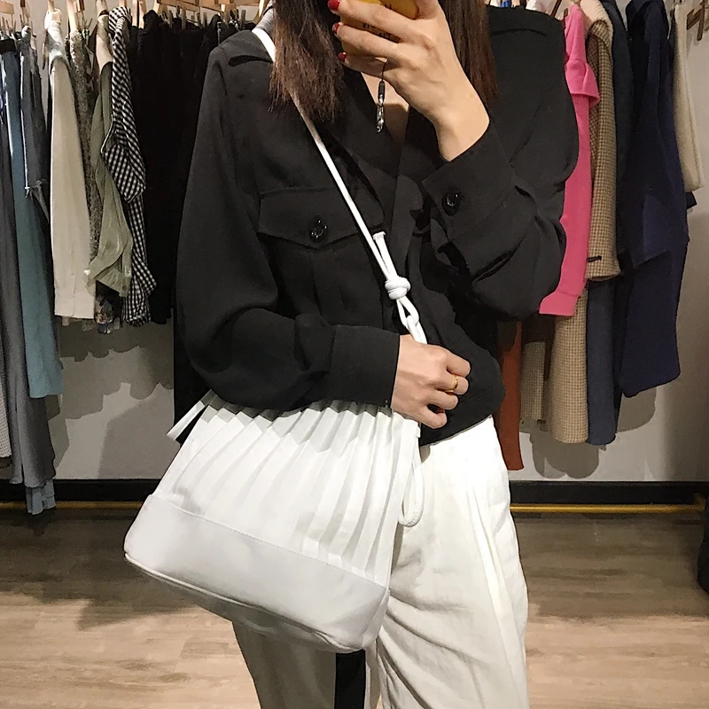 

new brand summer travel designer high quality rope capacity bucket tote Thailand pleated travel big bags shopping handbags