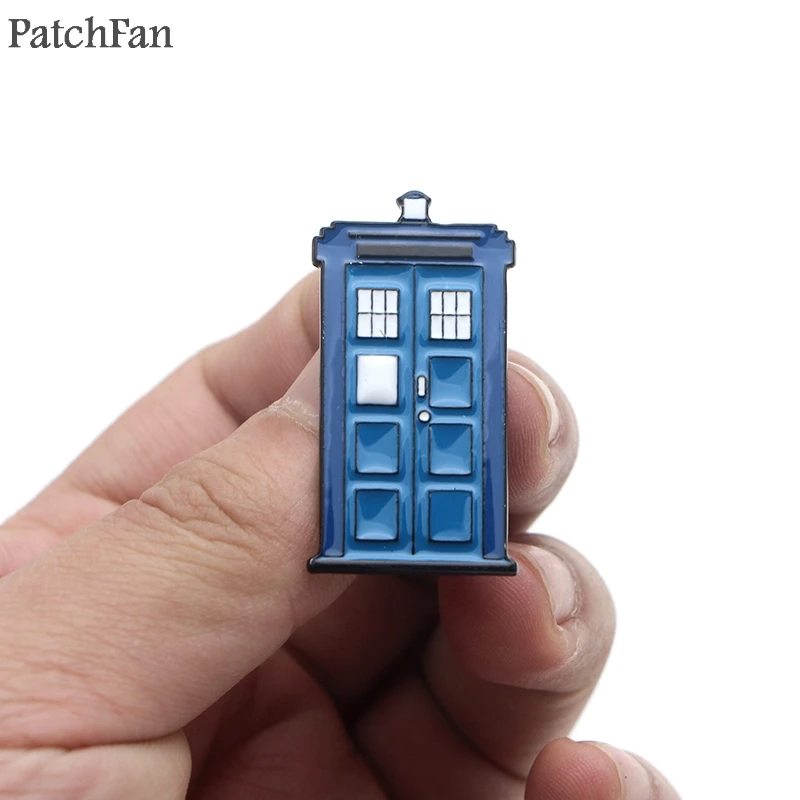 Patchfan Doctor Who телефонная будка цинковые булавки para рюкзак pride clothes медаль для сумки рубашка значок броши для мужчин и женщин A1811