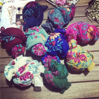 

2020 Winter Embroidered Floral Cotton Viscose Shawl Scarf Wrap Thick Warm Fulare Mujer Spain Foulard Muslim Pashmina Hijab Snood