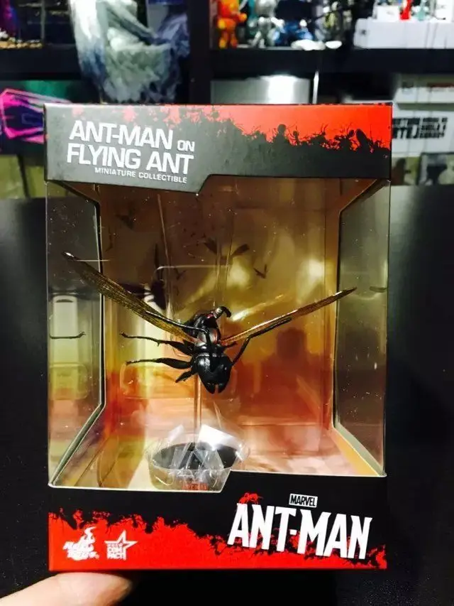 hot toys ant man on flying ant