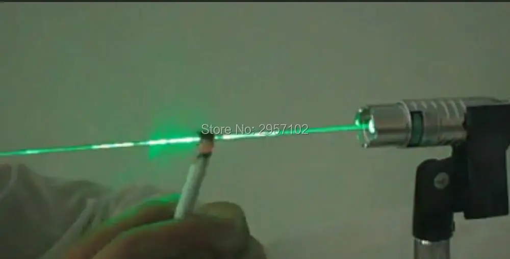 

High power Military Green laser pointers 500000m 532nm Flashlight Burning Match dry wood cigarettes Camping Signal Lamp+5 caps