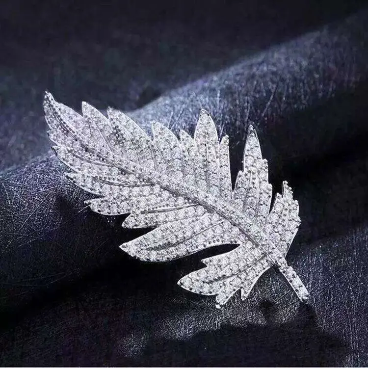 

2019 Fashion jewelry Europe and the United States big name leaf hot pin Crystal From Swarovski For Women Wedding Party brooch