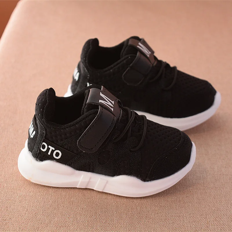 Высококачественная модная детская обувь для малышей, нескользящая Мягкая Обувь для новорожденных, для первых прогулок, для мальчиков и девочек, спортивная обувь для бега - Цвет: Черный