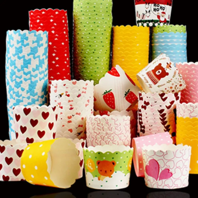 

20pcs lot Mix color Paper Cupcake Cups Muffin Cupcake Paper Cups Party Cups wedding,birthday Party Decoration Disposable Tools